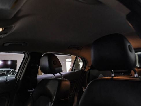 Used 2018 Mercedes-Benz GLA 250 4MATIC image 20