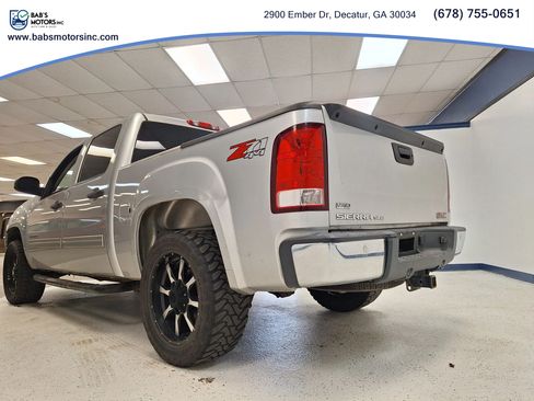 Used 2011 GMC Sierra 1500 SLE w/ Power Tech Package AWD/4WD image 36