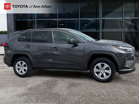 Used 2024 Toyota RAV4 LE FWD image 11