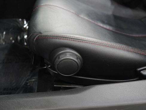 Used 2016 MAZDA MX-5 Miata Grand Touring RWD image 23