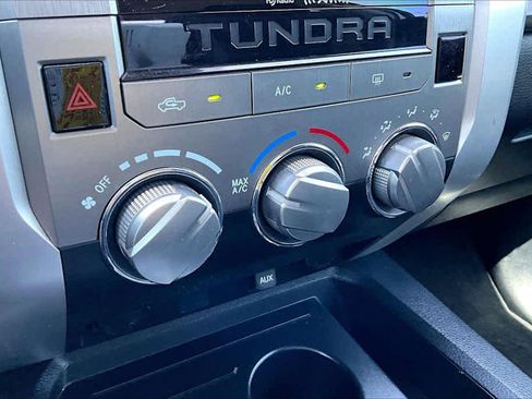 Used 2019 Toyota Tundra SR5 w/ SR5 Upgrade Package RWD image 25