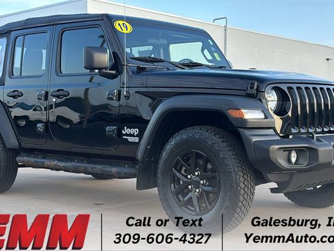 Used 2019 Jeep Wrangler Unlimited Sport image 1