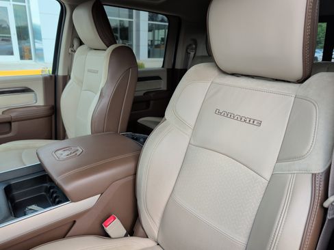 Used 2021 RAM 3500 Laramie AWD/4WD image 15