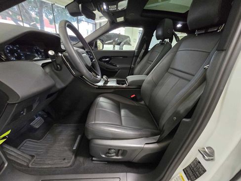 Used 2026 Land Rover Range Rover Evoque S AWD/4WD image 19