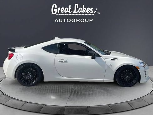 Used 2018 Toyota 86 RWD image 6