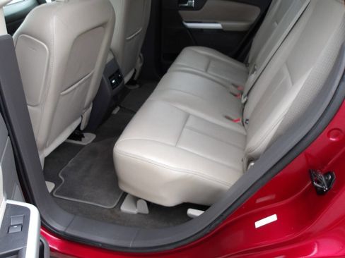 Used 2013 Ford Edge SEL image 23