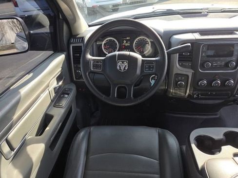 Used 2016 RAM 2500 Tradesman w/ Power & Remote Entry Group image 27