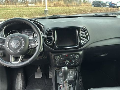 Used 2019 Jeep Compass Limited image 12