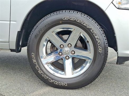 Used 2017 RAM 1500 Express image 8