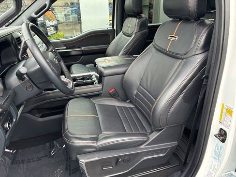 Used 2024 Ford F250 Platinum image 22