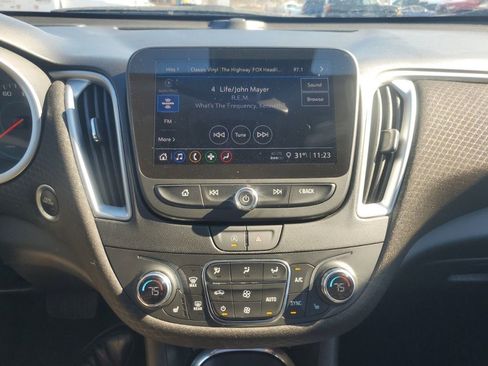 Used 2023 Chevrolet Malibu LT image 22