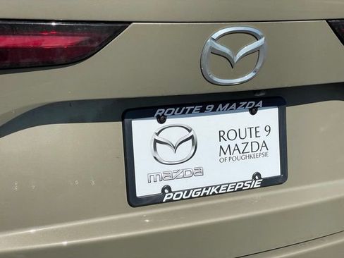 Certified 2025 MAZDA CX-70 Plug-In Hybrid w/ Premium Plus AWD/4WD image 38