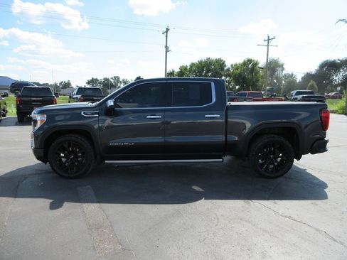Certified 2022 GMC Sierra 1500 Denali w/ Denali Reserve Package AWD/4WD image 11