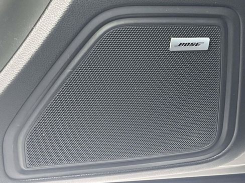 Used 2019 Porsche Macan AWD/4WD image 30