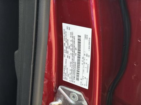 Used 2019 Ford Escape Titanium AWD/4WD image 37