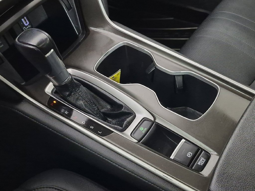 Used 2019 Honda Accord EX-L image 25