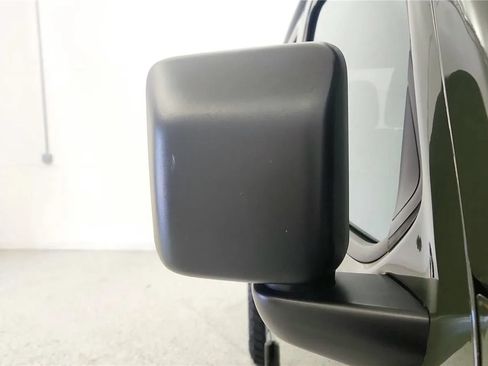Used 2022 Jeep Gladiator Sport AWD/4WD image 19