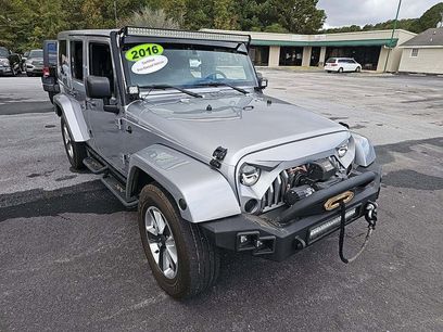 Used 2016 Jeep Wrangler Unlimited Sahara w/ Connectivity Group