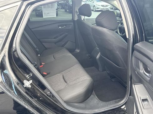 Used 2023 Honda Accord EX image 26
