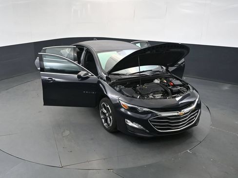 Used 2023 Chevrolet Malibu LT FWD image 17