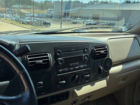 Used 2005 Ford F350 4x4 Crew Cab DRW Super Duty image 16