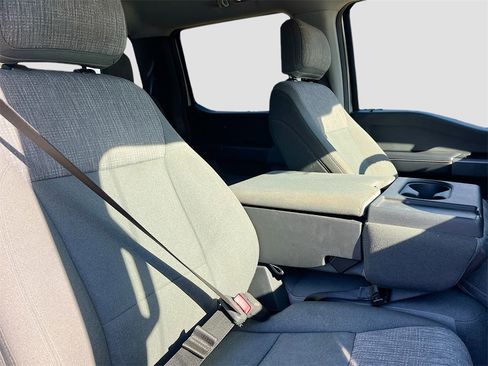 Used 2021 Ford F150 XLT image 26