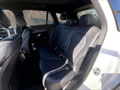 Used 2022 Mercedes-Benz GLC 300 image 25