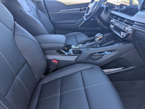 New 2025 Kia Telluride EX image 9