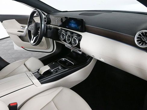 Certified 2022 Mercedes-Benz A 220 4MATIC image 23