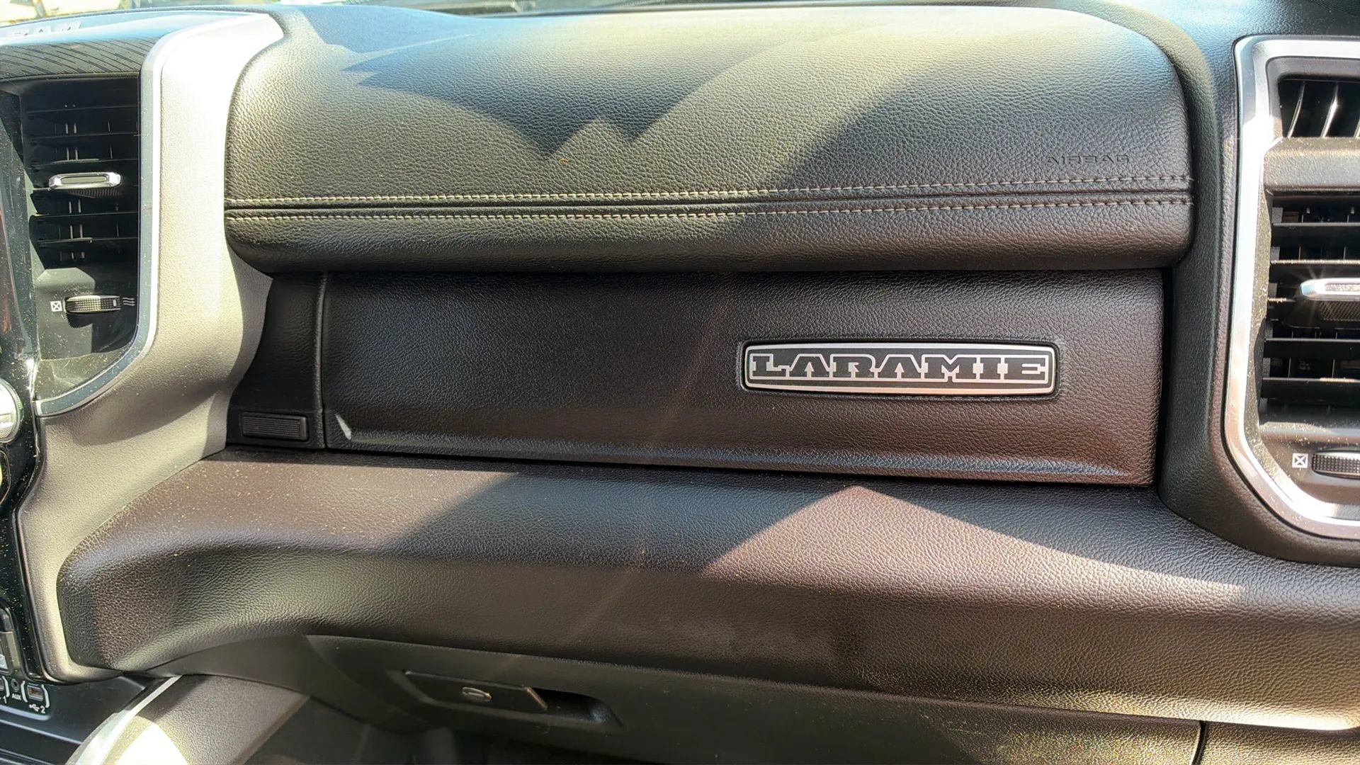 Used 2023 RAM 3500 Laramie AWD/4WD image 16