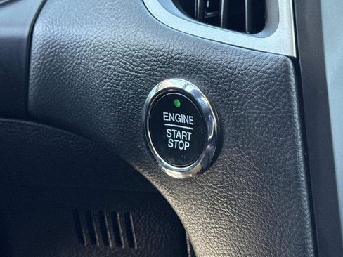 Certified 2023 Ford Edge SEL AWD/4WD image 17