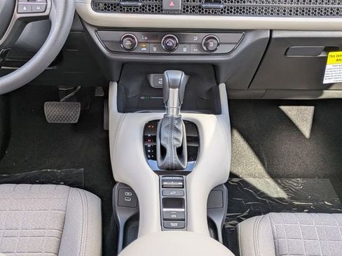 New 2026 Honda HR-V LX image 18