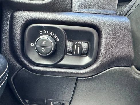 Used 2022 RAM 2500 Laramie AWD/4WD image 28