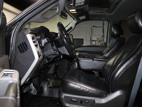 Used 2013 Ford F250 Lariat w/ Lariat Ultimate Pkg AWD/4WD image 10