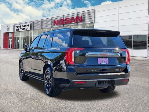 Used 2023 GMC Yukon XL AT4 w/ AT4 Premium Plus Package image 5