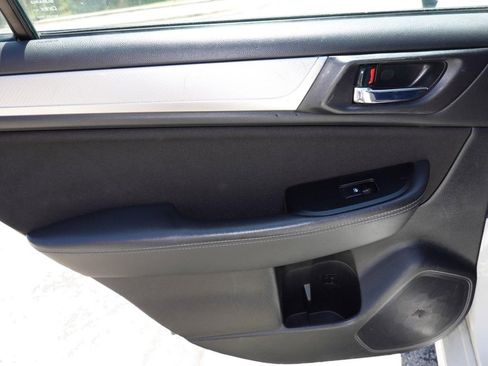 Used 2017 Subaru Legacy 2.5i Premium w/ Moonroof Package image 19