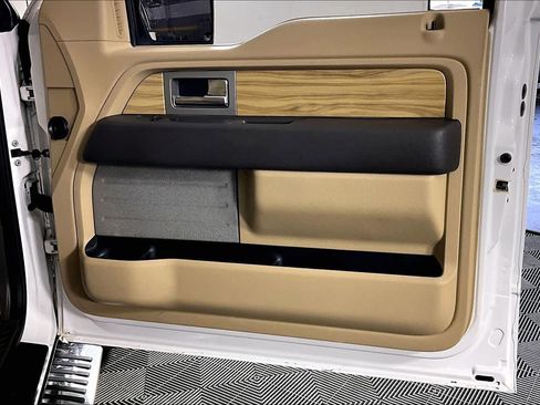 Used 2011 Ford F150 Lariat w/ Lariat Plus Pkg image 19