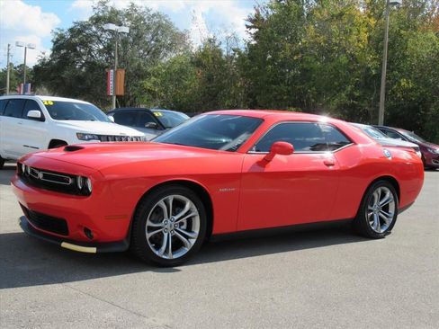 Certified 2022 Dodge Challenger R/T image 3