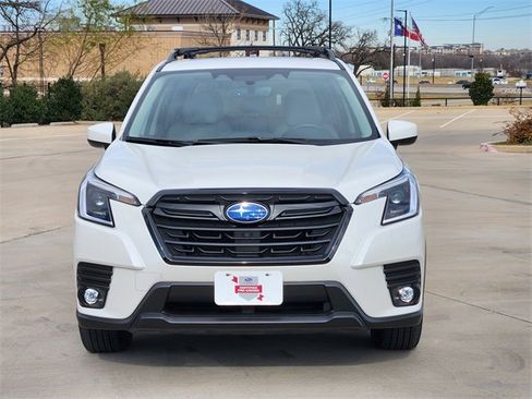 Certified 2024 Subaru Forester Premium image 2