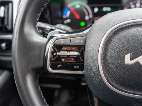 Certified 2023 Kia Sorento EX image 20