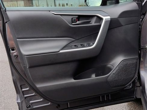 Certified 2025 Toyota RAV4 LE image 10