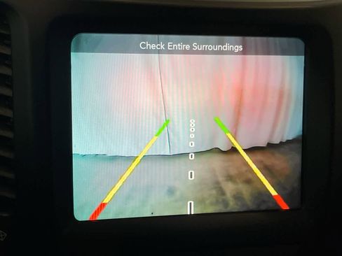 Used 2015 Jeep Cherokee Limited w/ Trailer Tow Group image 17