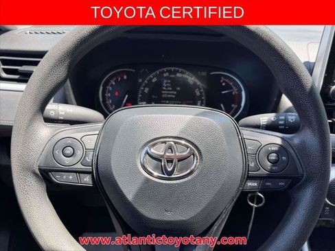 Certified 2023 Toyota RAV4 LE AWD/4WD image 10