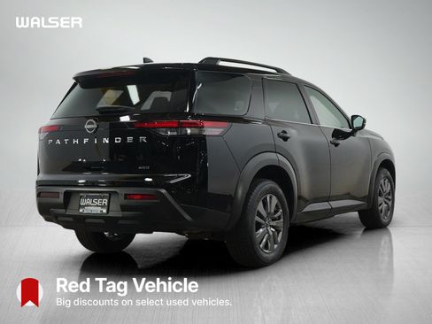 Used 2025 Nissan Pathfinder SV AWD/4WD image 5