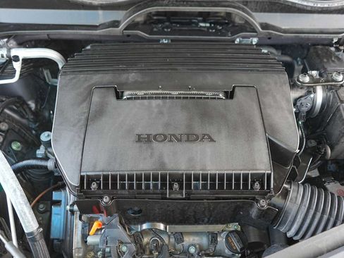 Used 2024 Honda Pilot EX-L image 9