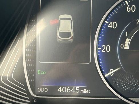Used 2019 Lexus UX 200 w/ Accessory Package 2 FWD image 23