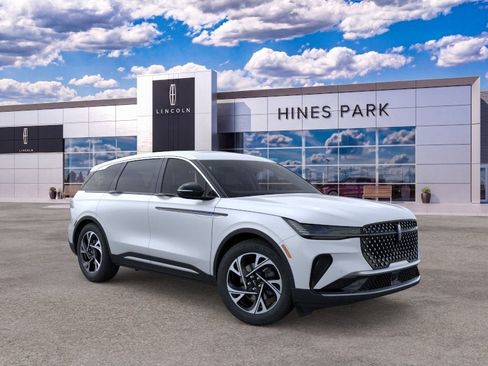 New 2026 Lincoln Nautilus Premier w/ Equipment Group 102A AWD/4WD image 7