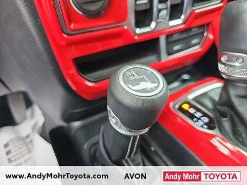 Used 2020 Jeep Gladiator Overland AWD/4WD image 25