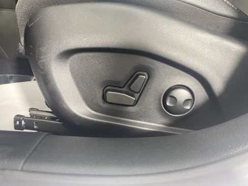 Used 2025 Jeep Compass Limited w/ High Altitude Package AWD/4WD image 18