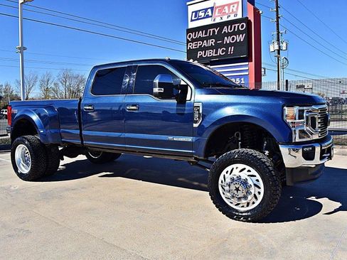 Used 2020 Ford F350 Lariat w/ Lariat Ultimate Package AWD/4WD image 3
